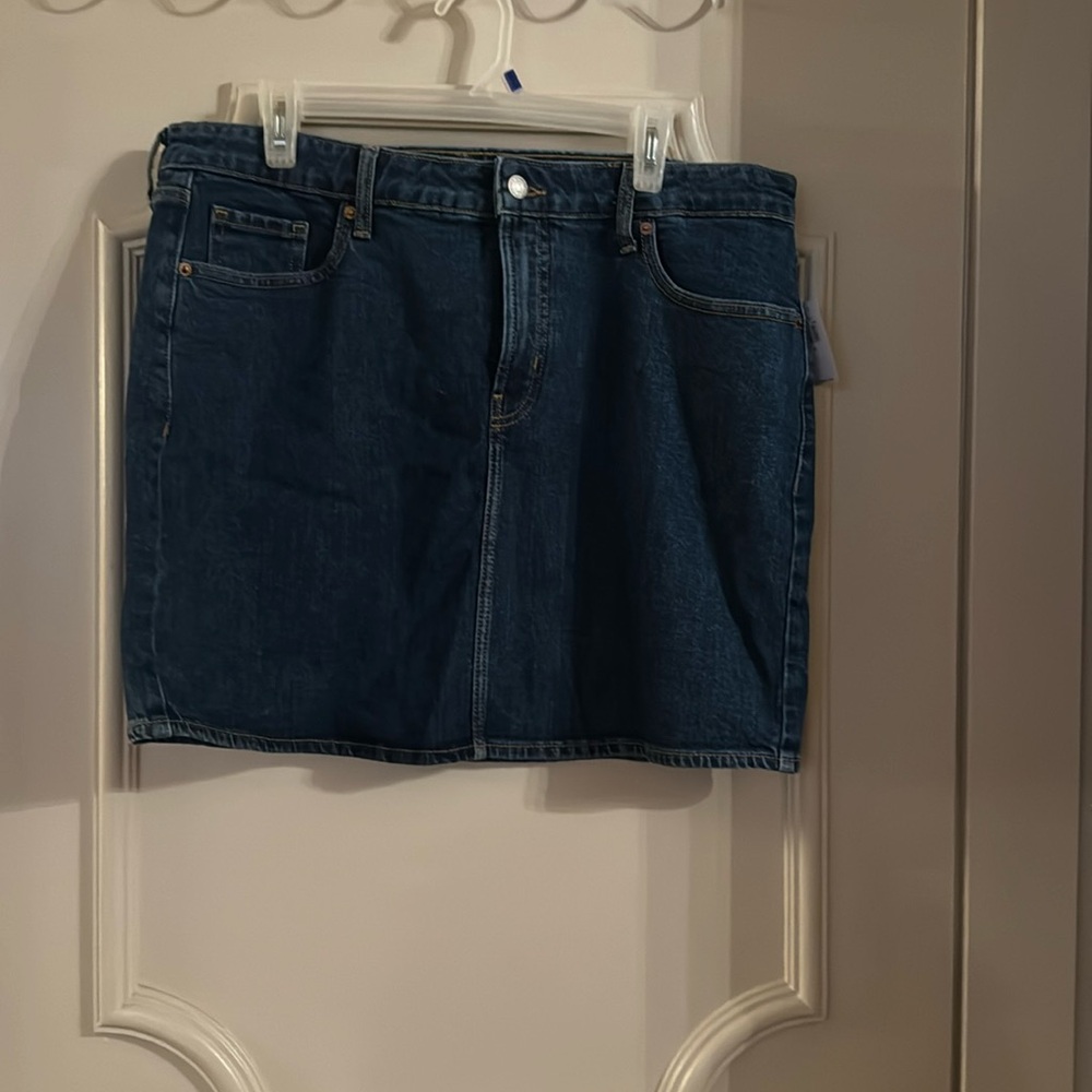 Old Navy denim skirt